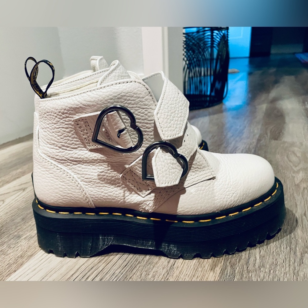 Dr. Martens White Devon Heart Boots